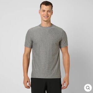 NWOT Bearbottom Short Sleeve Tech Tee Grey